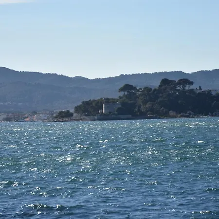 Le Saint Louis Toulon